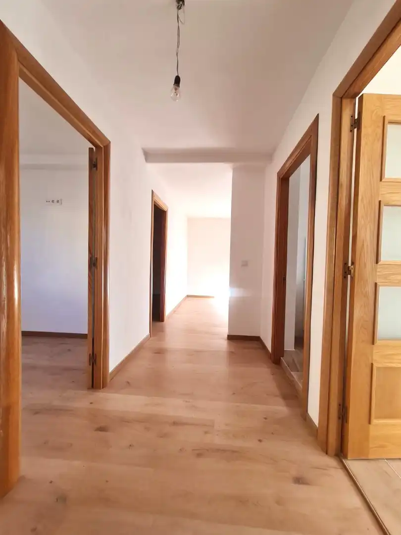 Pis en venda en Gijón  amb Jardí privat, Parquet i Traster