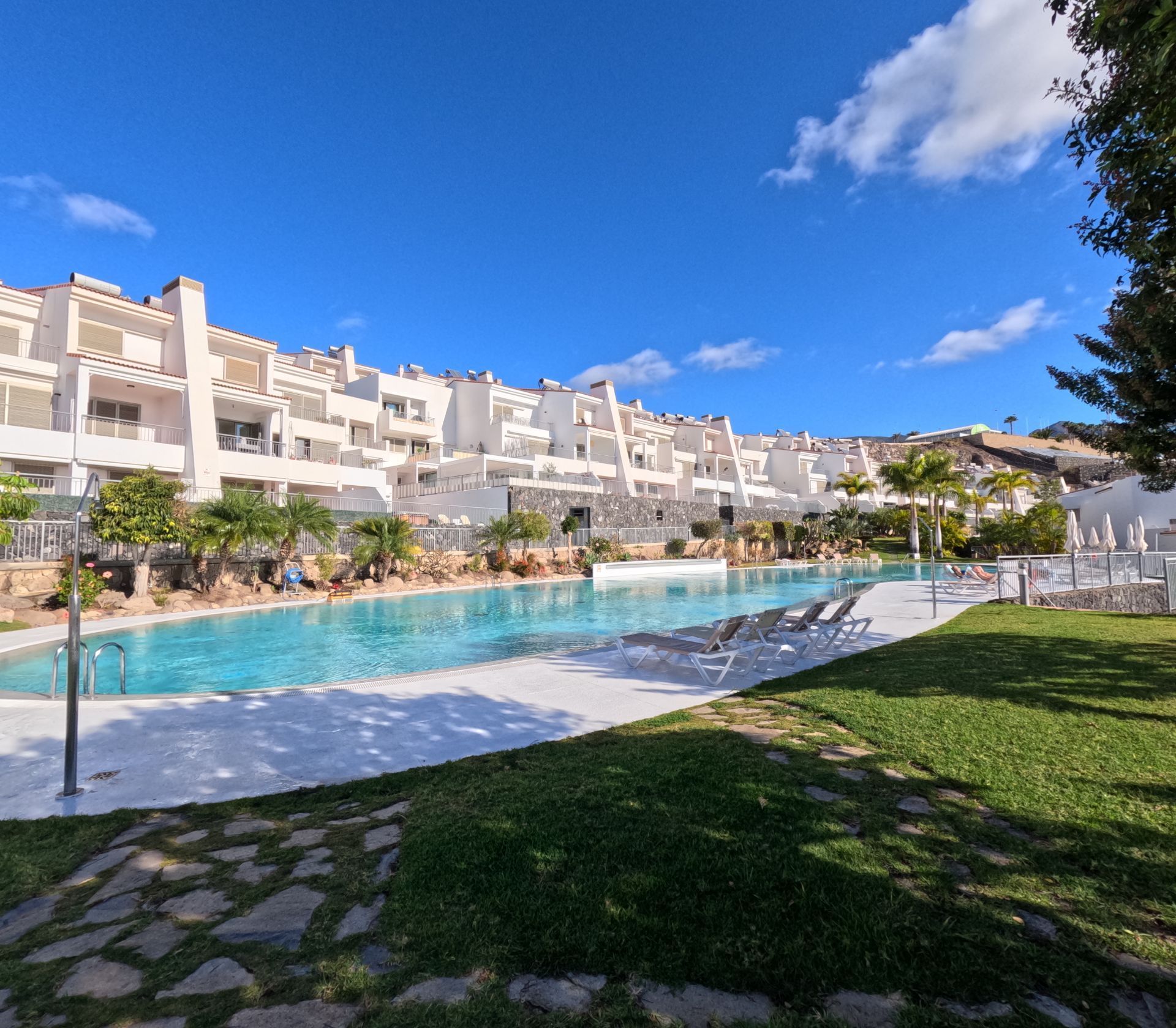 Exterior view of Apartment for sale in Arico  with Air Conditioner and Storage room