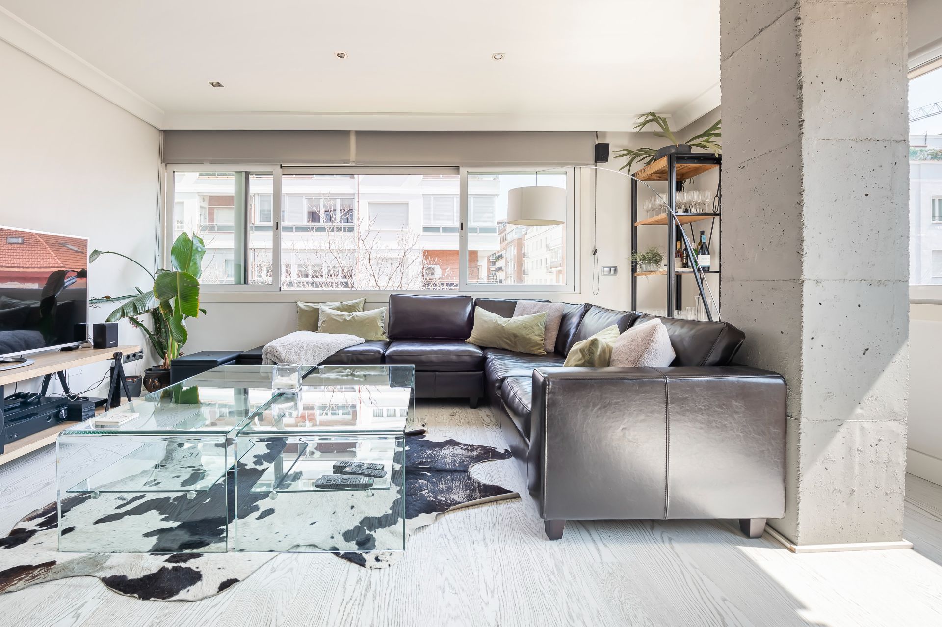 Living room of Flat for sale in  Madrid Capital  with Air Conditioner and Heating