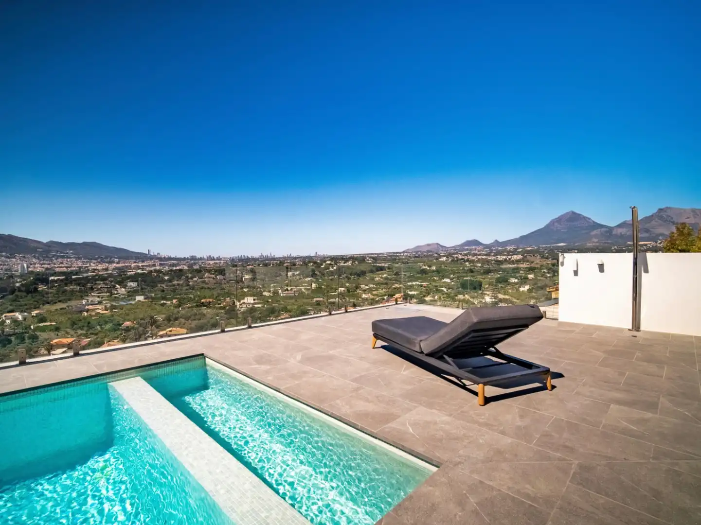 Detached house with pool for sale in Altea ciudad, imagen 9