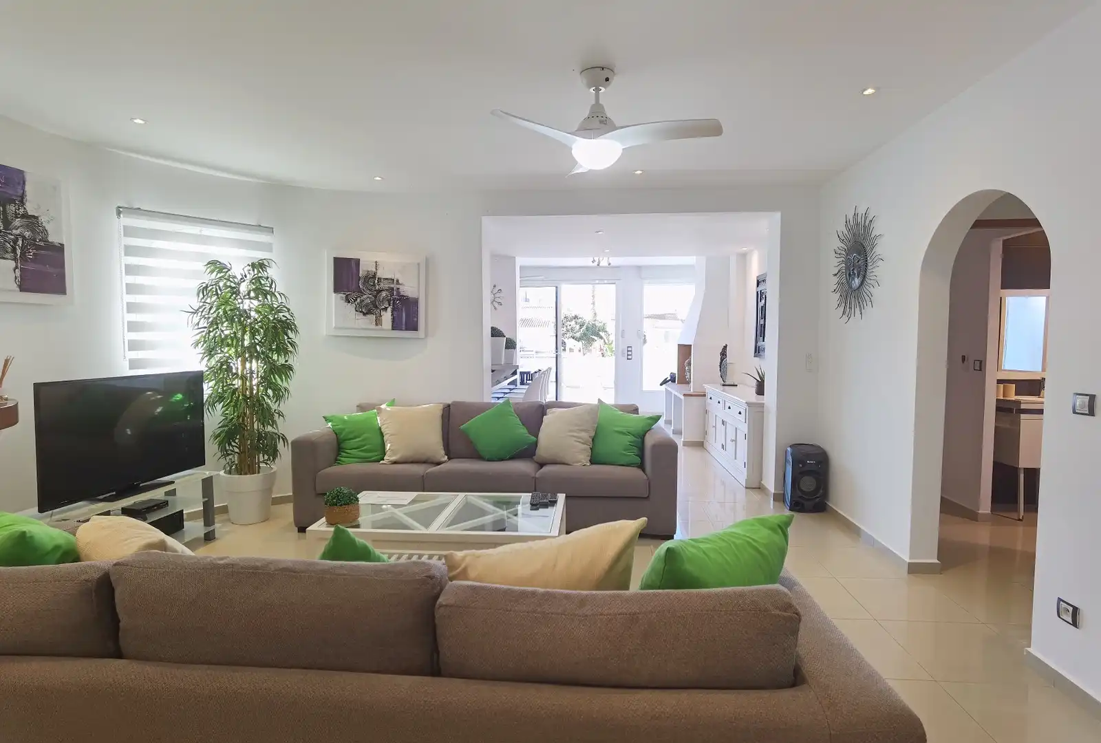 House with pool for sale in Carrer Francolí, imagen 7