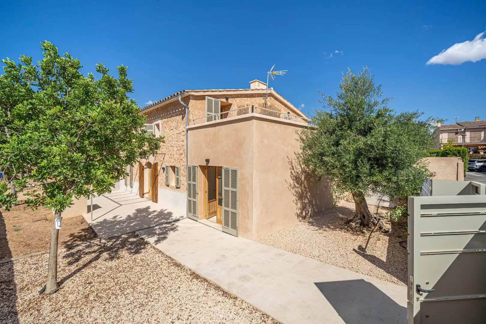 Vista exterior de Casa o chalet en venta en Marratxí con Terraza, Piscina y Balcón