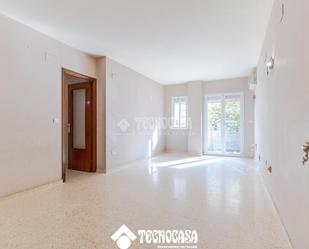 Dormitori de Pis en venda en  Granada Capital