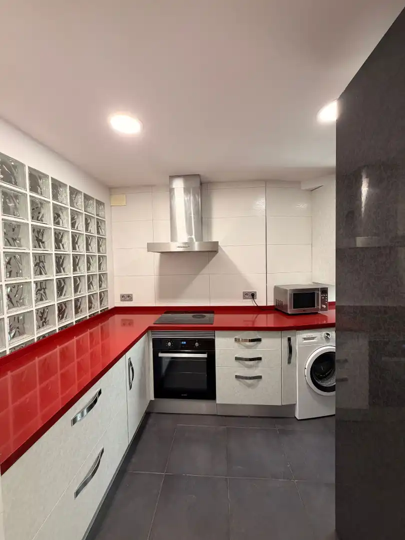 Cuina de Pis de lloguer en Elche / Elx amb Aire condicionat, Parquet i Moblat