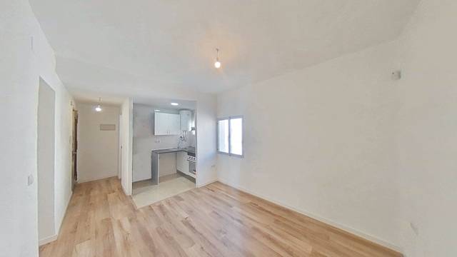 Piso en Alquiler en Girón - Las Delicias