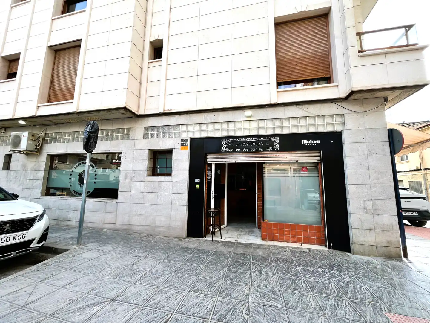 Local comercial en venta en Calle la Caja, imagen 2