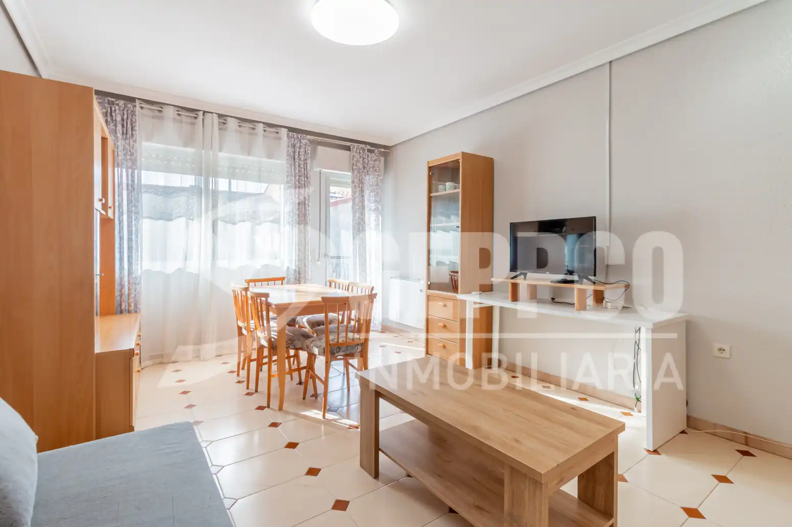 Flat for sale in Barrio Venecia - Nueva Alcalá, imagen 2