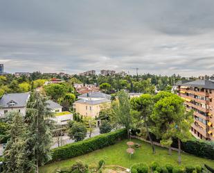 Exterior view of Duplex for sale in  Madrid Capital  with Air Conditioner and Terrace