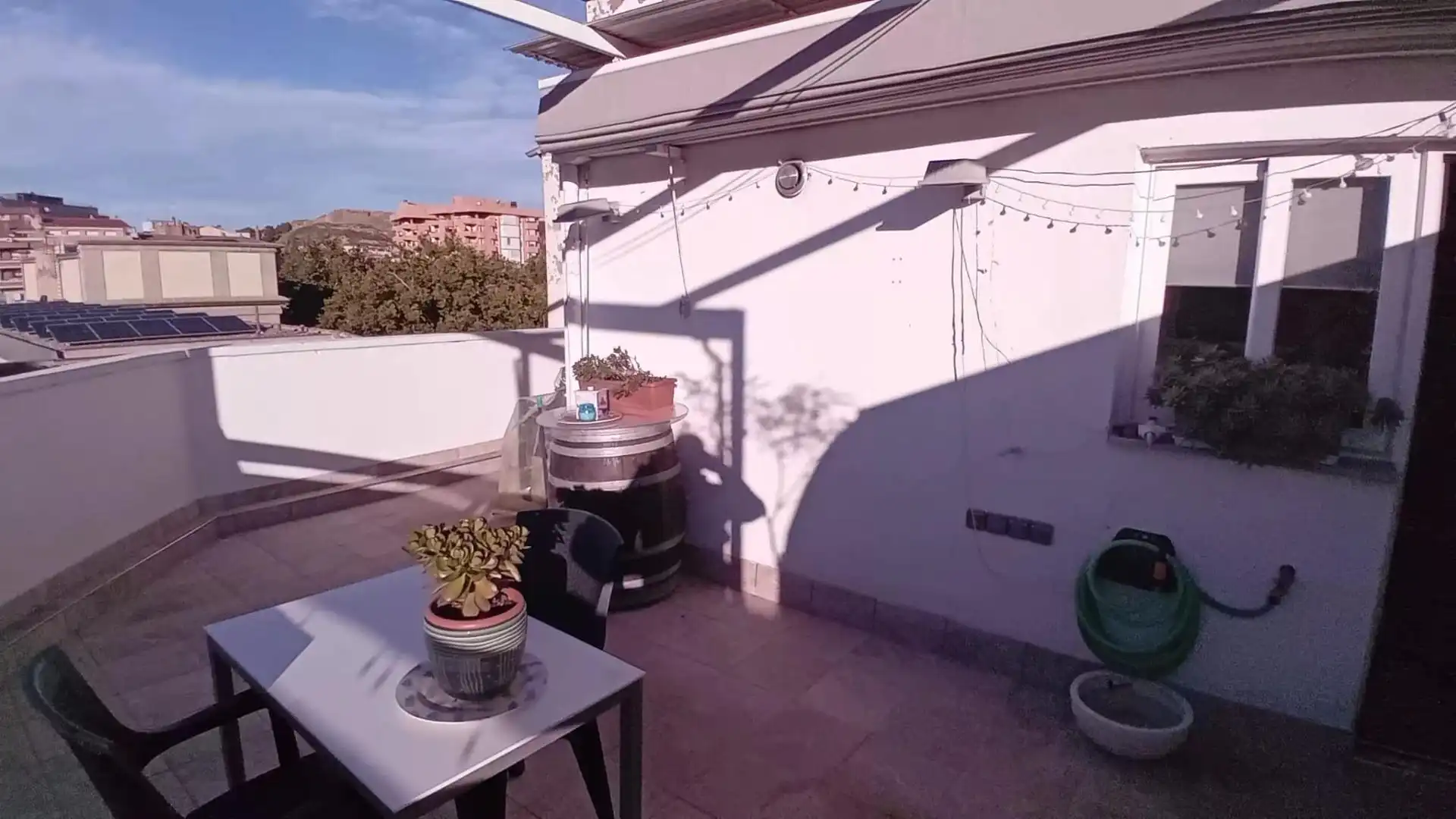 Ático con terraza en venta en Instituts - Universitat, imagen 2