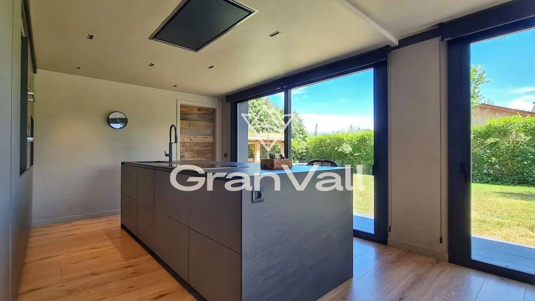 Küche von Haus oder Chalet zum Verkauf in Puigcerdà mit Heizung, Privatgarten und Terrasse