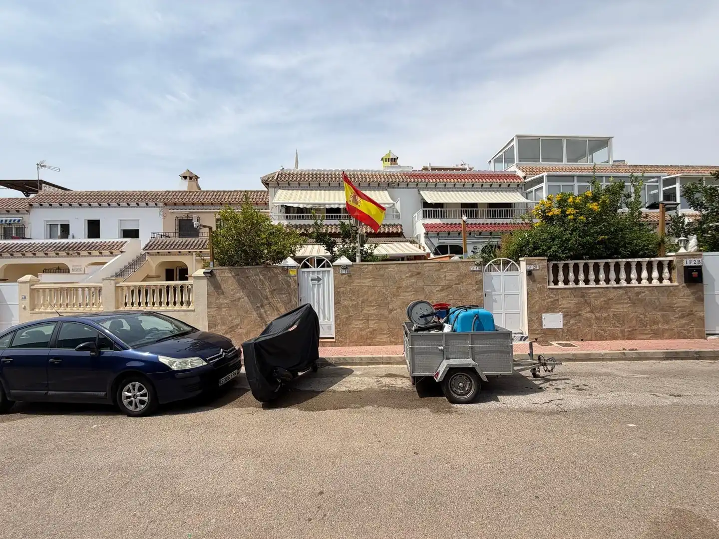 Vista exterior de Casa o xalet en venda en Torrevieja amb Aire condicionat, Calefacció i Traster