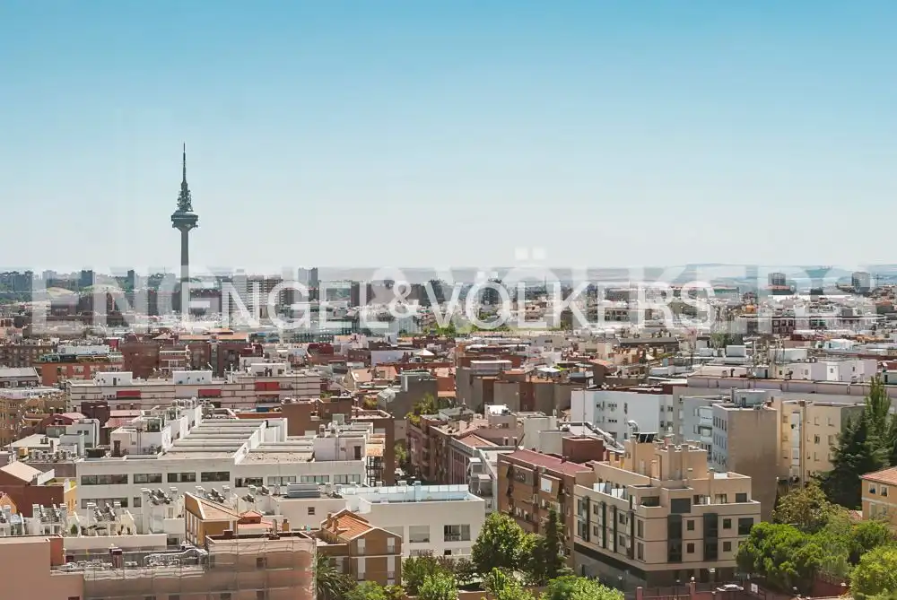Außenansicht von Wohnung zum Verkauf in Madrid mit Klimaanlage, Heizung und Abstellraum