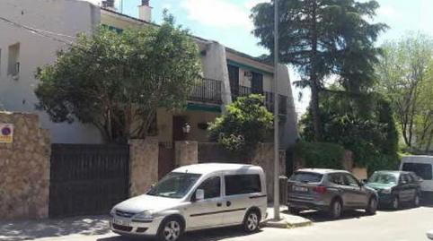 Photo 2 of Single-family semi-detached for sale in C/ Islas de Cabo Verde, Peñagrande, Madrid