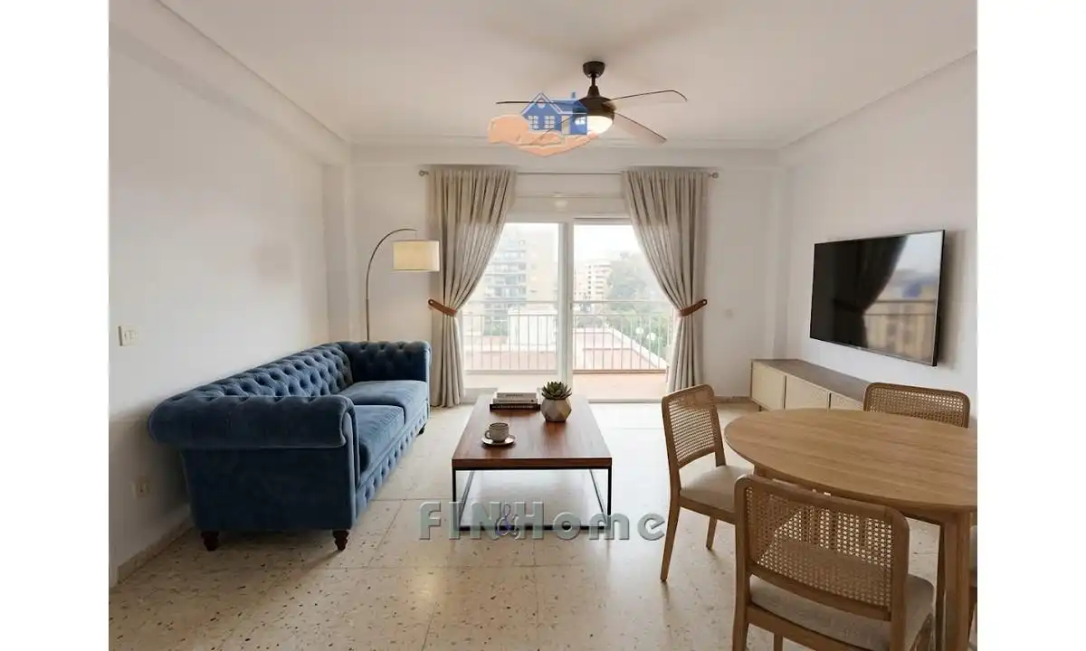 Sala de estar de Piso en venta en  Sevilla Capital con Aire acondicionado, Terraza y Trastero
