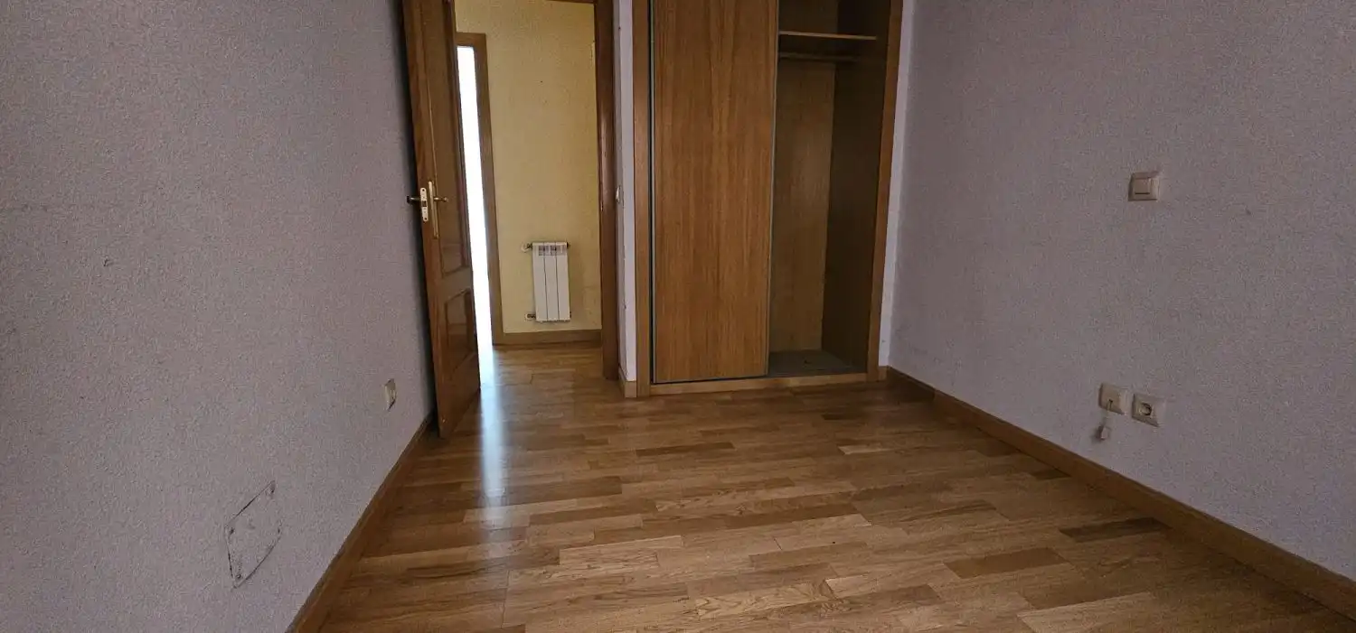 Dormitori de Pis en venda en Valdemoro amb Aire condicionat, Terrassa i Traster