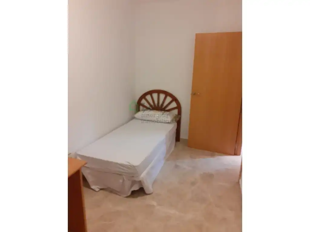 Schlafzimmer von Wohnungen zur Miete in Badajoz mit Klimaanlage, Heizung und Terrasse