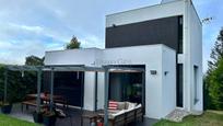 Terrace of House or chalet for sale in Cangas   with Heating, Private garden and Storage room