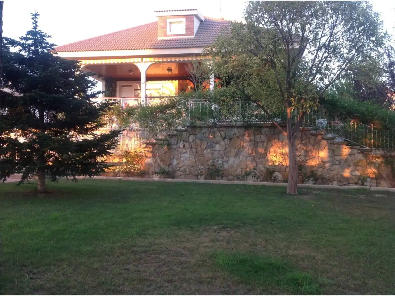 Casa o xalet en venda a Calle CHAFARINAS, 11, Petrer