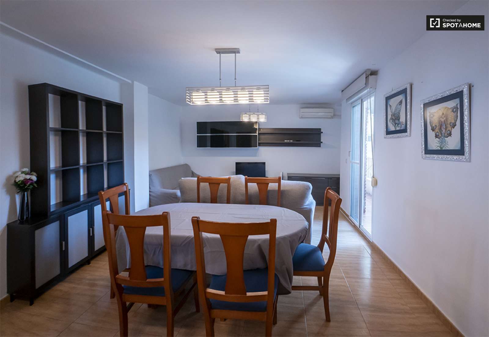 Menjador de Apartament per a compartir en  Valencia Capital amb Aire condicionat, Calefacció i Terrassa