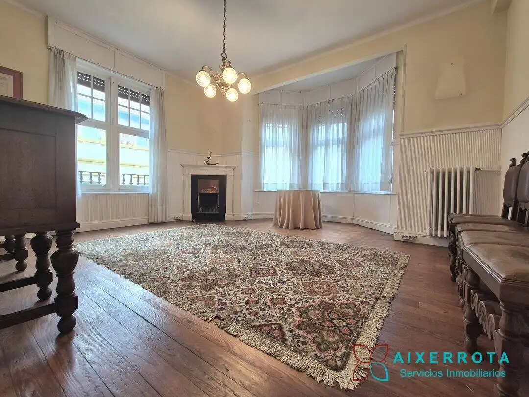 Living room of Flat for sale in Getxo   with Heating and Storage room