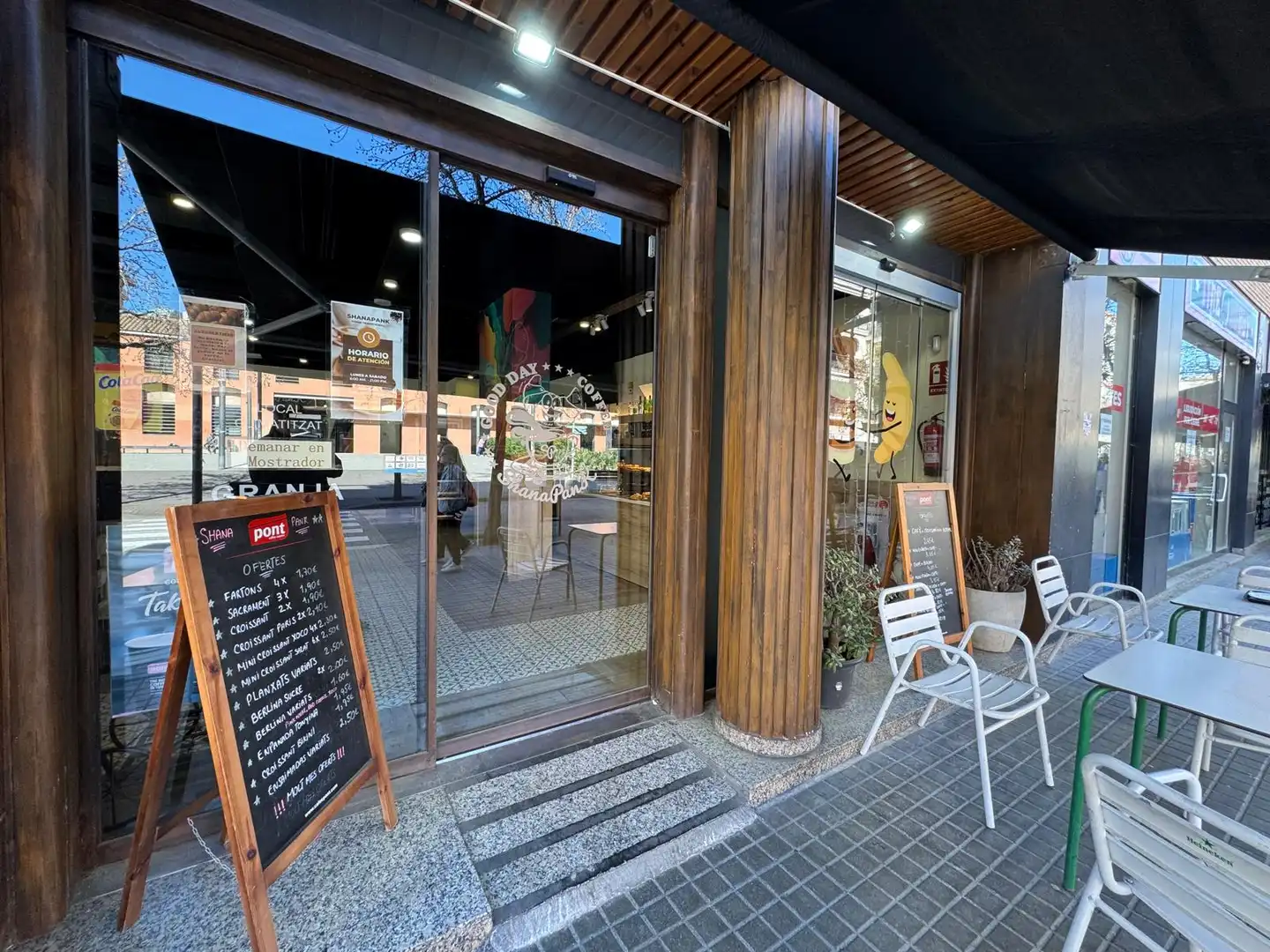 Local comercial en traspaso en Centre - Sant Oleguer, imagen 4
