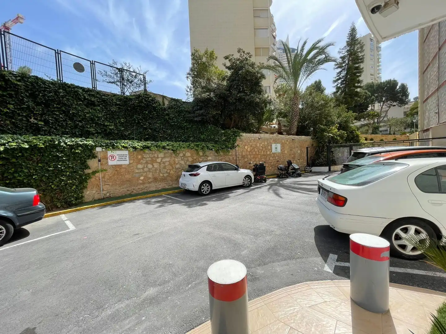 Parkplatz von Wohnungen zum Verkauf in Benidorm mit Gemeinschaftspool