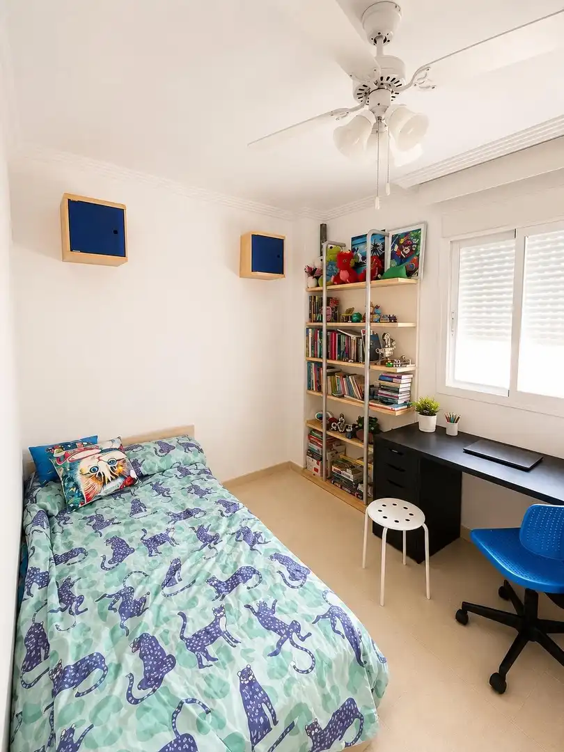 Schlafzimmer von Dachboden zum Verkauf in Málaga mit Klimaanlage, Terrasse und Abstellraum