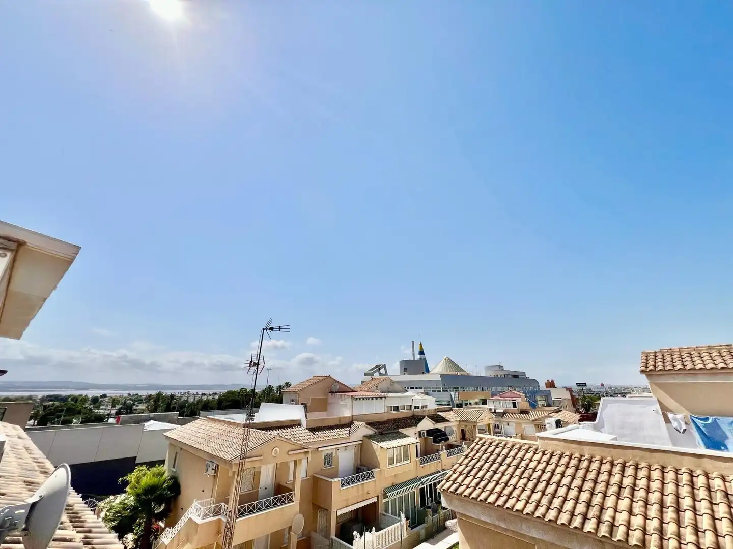 Vista exterior de Casa o chalet en venta en Torrevieja con Jardín privado, Terraza y Trastero