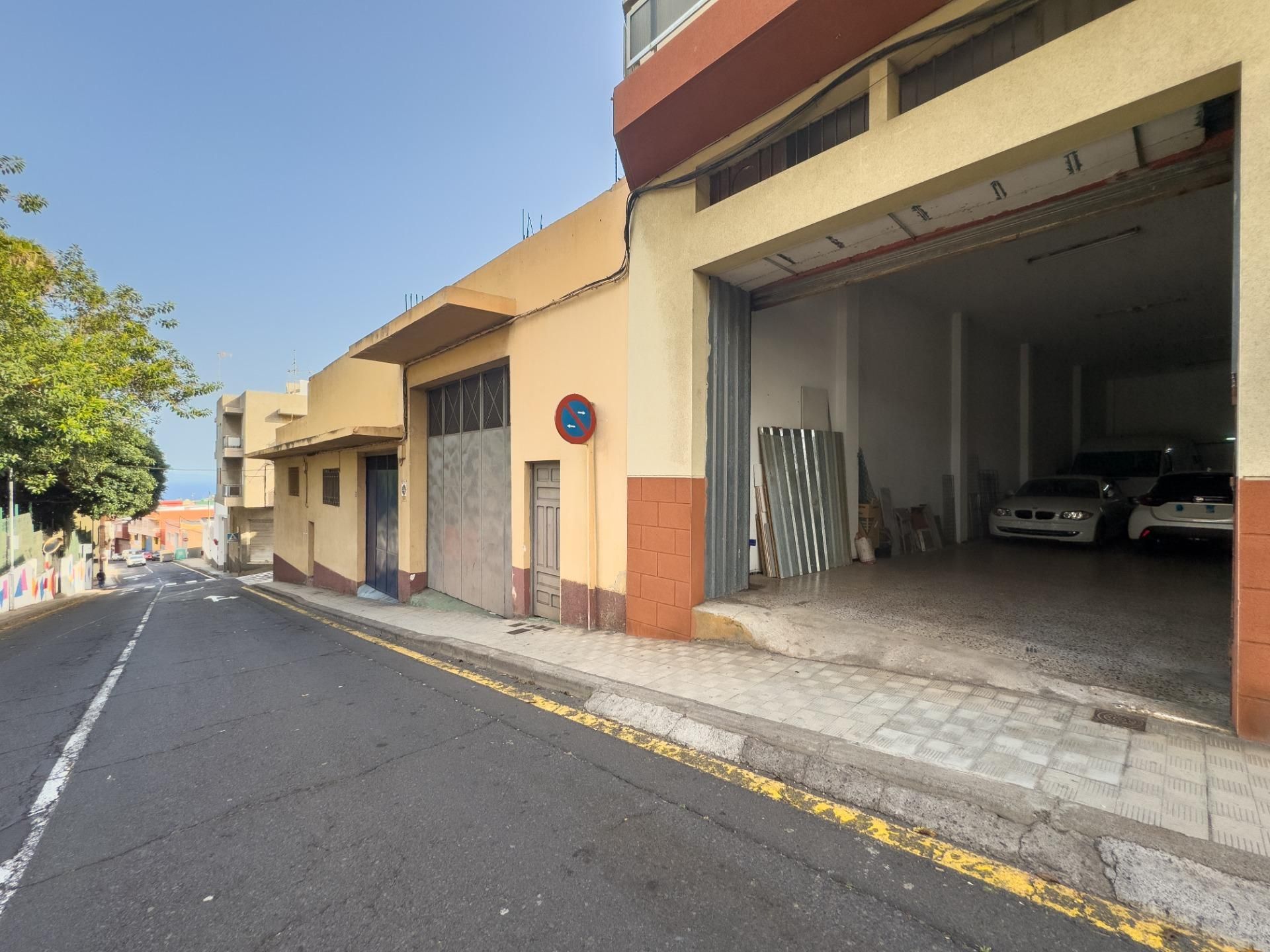 Vista exterior de Casa o xalet en venda en  Santa Cruz de Tenerife Capital amb Traster i Balcó