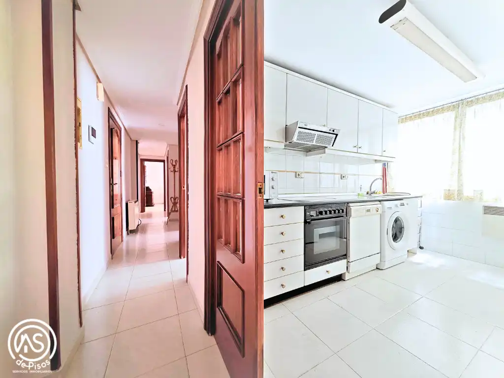 Cocina de Piso en venta en Zaragoza con Aire acondicionado, Calefacción y Amueblado