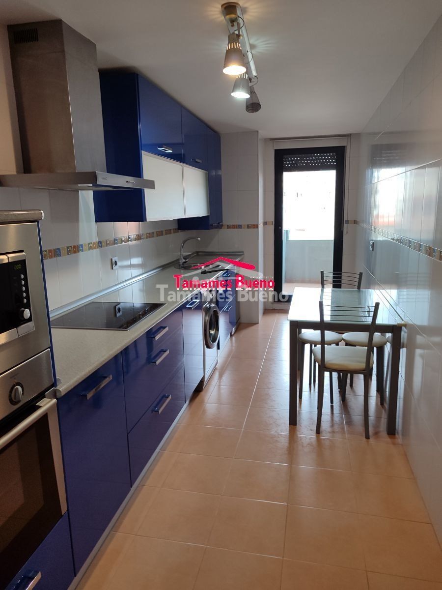 Kitchen of Flat to rent in Villares de la Reina  with Heating, Terrace and Furnished