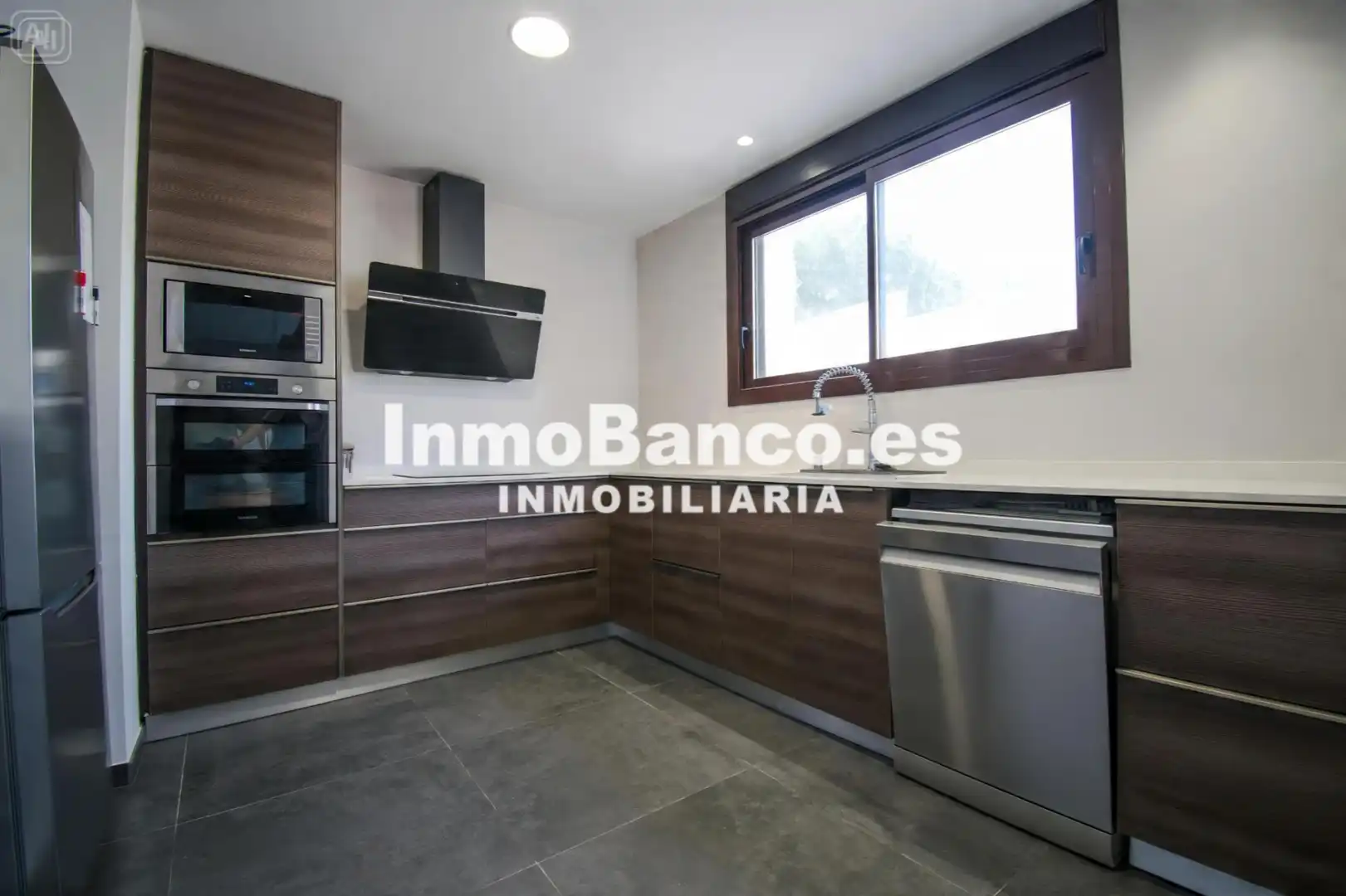 Houses for sale in Torrent  with Air Conditioner, Heating and Private garden