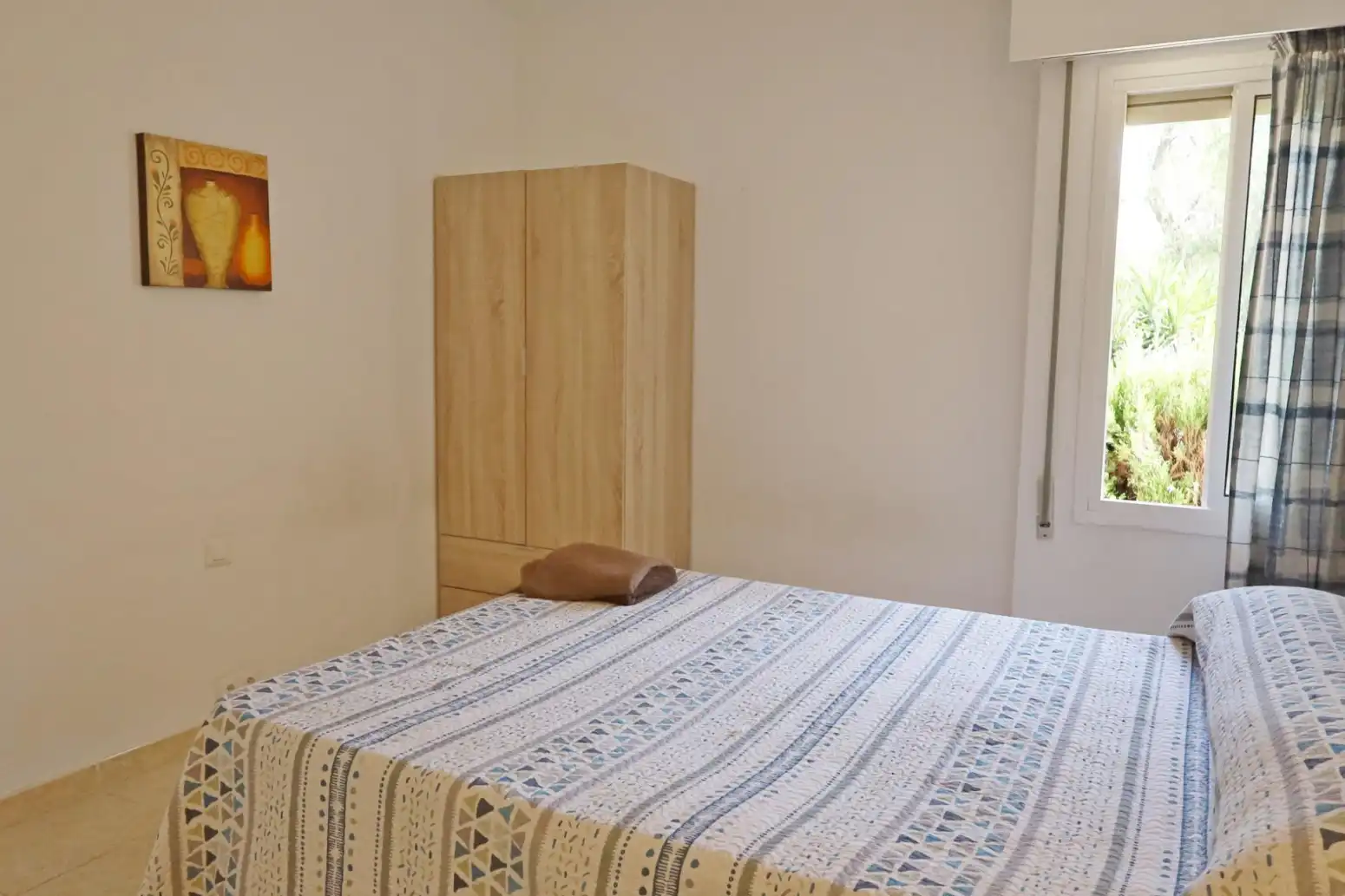 Habitación de Piso en venta en Benalmádena con Jardín privado, Terraza y Amueblado