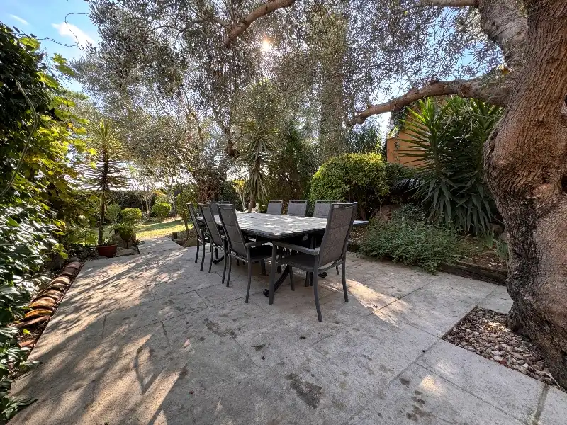Terraza de Finca rústica en venta en Ullastret con Aire acondicionado, Calefacción y Jardín privado