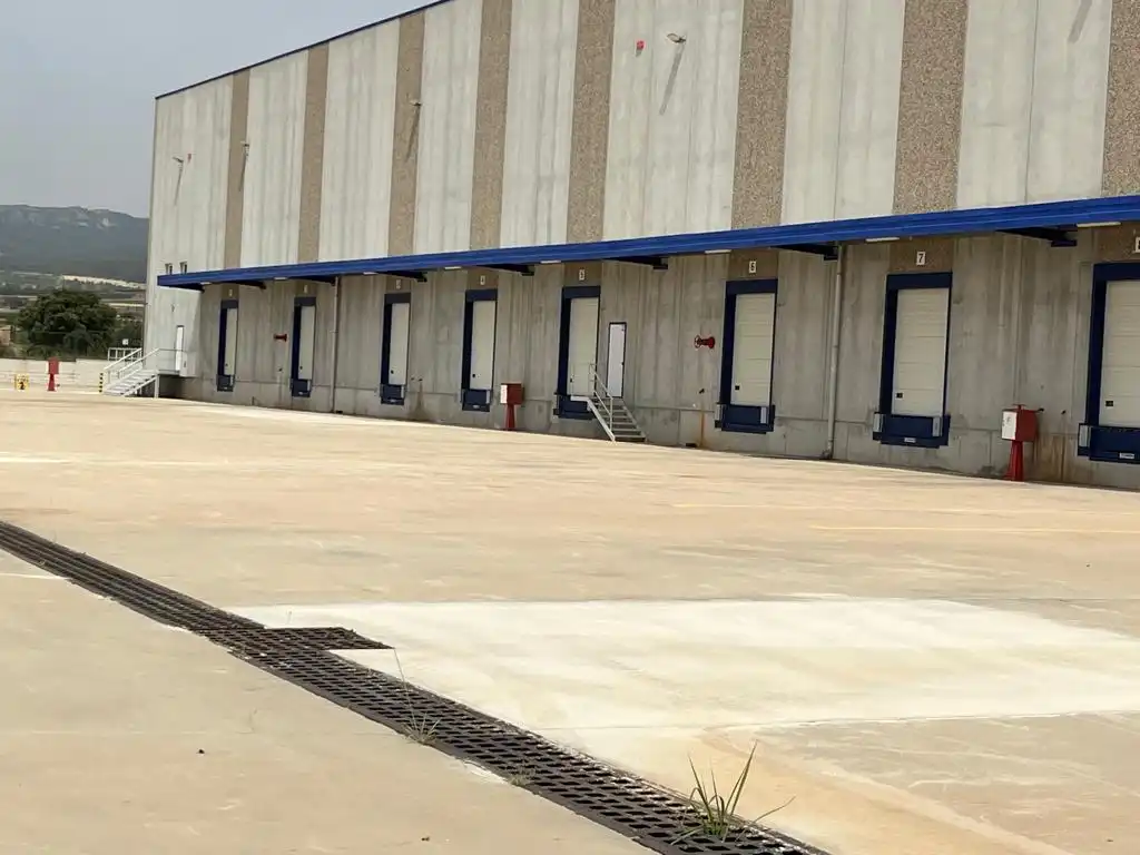 Nave industrial con ascensore in affitto a El Pla de Santa Maria, imagen 12