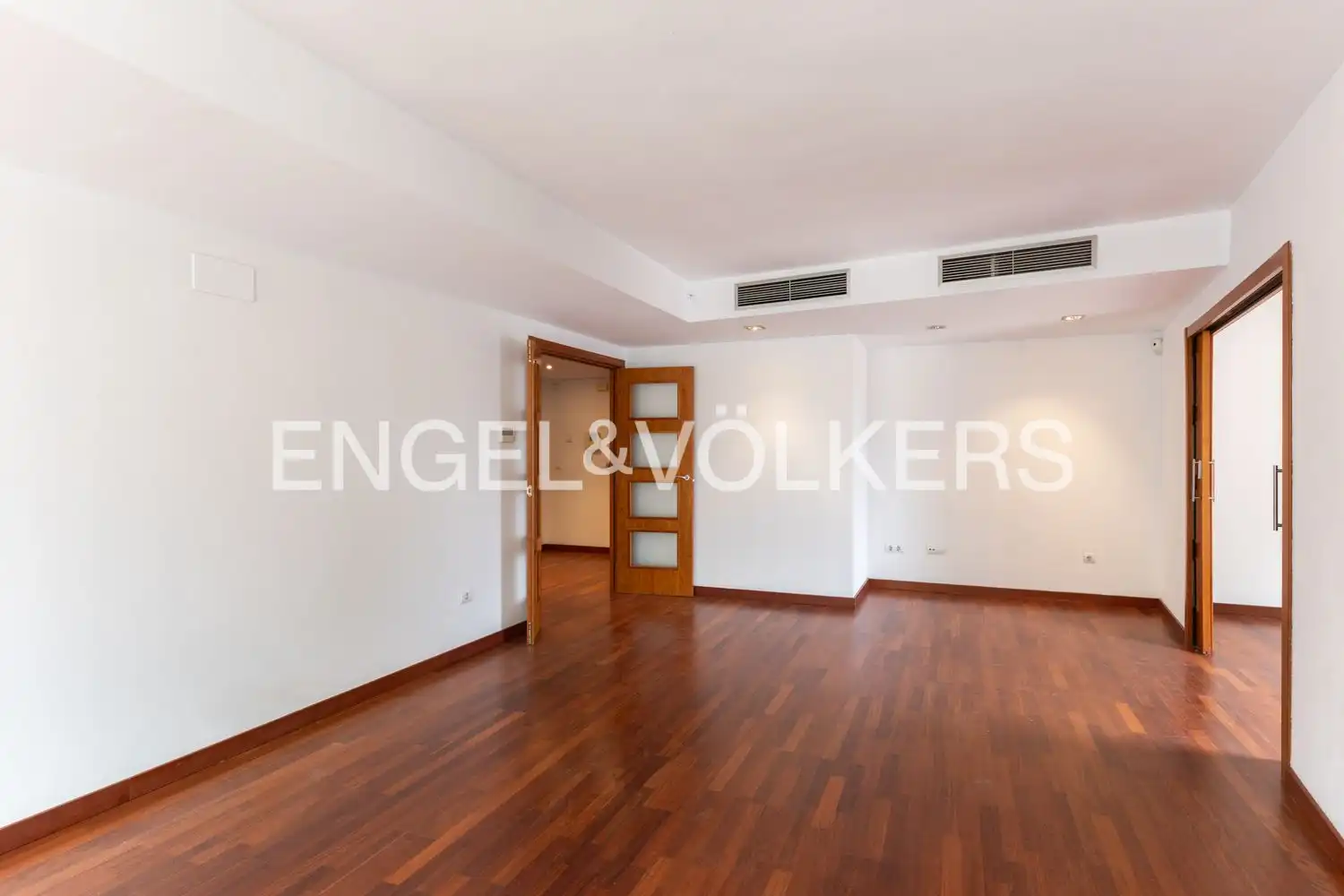 Living room of Duplexes for sale in Valencia  with Air Conditioner, Heating and Private garden