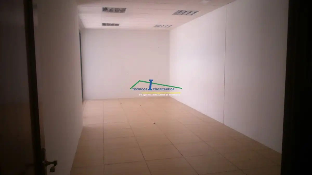 Oficina amb ascensor en venda a Sur, imagen 8