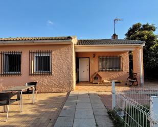 Exterior view of House or chalet for sale in Loranca de Tajuña  with Swimming Pool