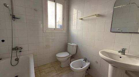 Photo 4 of Flat for sale in Calle Sants Celi I Rústic, Eixample - Horta Capallera, Figueres