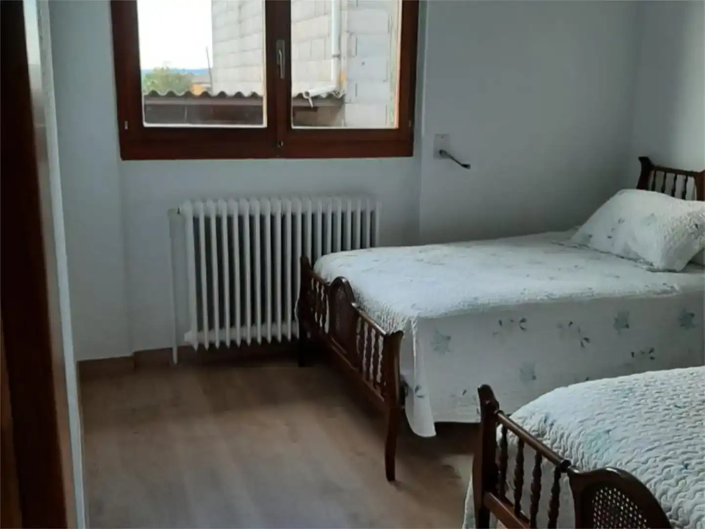 Dormitori de Casa o xalet en venda en Ponferrada amb Jardí privat, Parquet i Traster