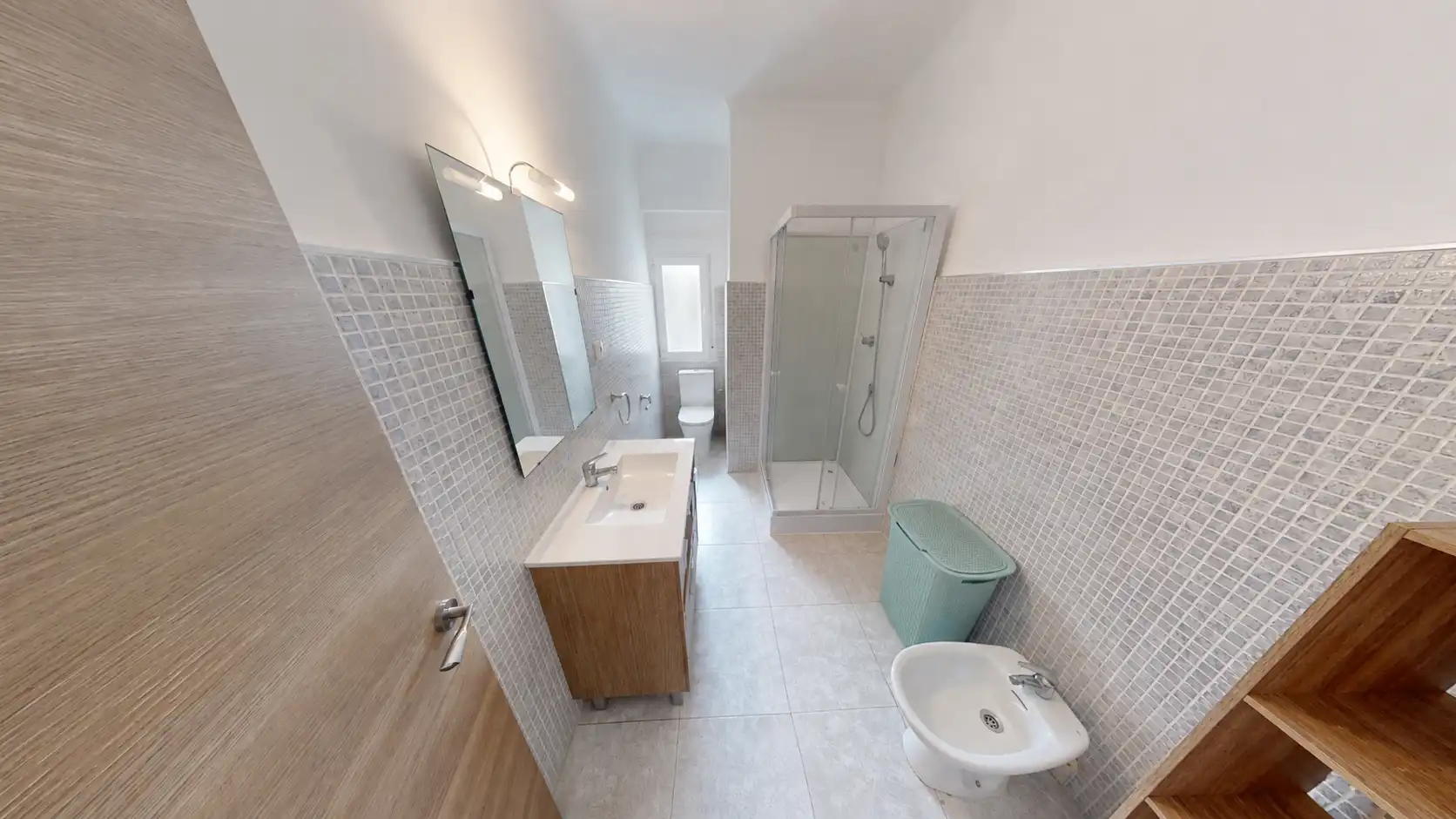 Bathroom of Flat for rent in Alicante / Alacant  with Furnished, Washing machine and TV