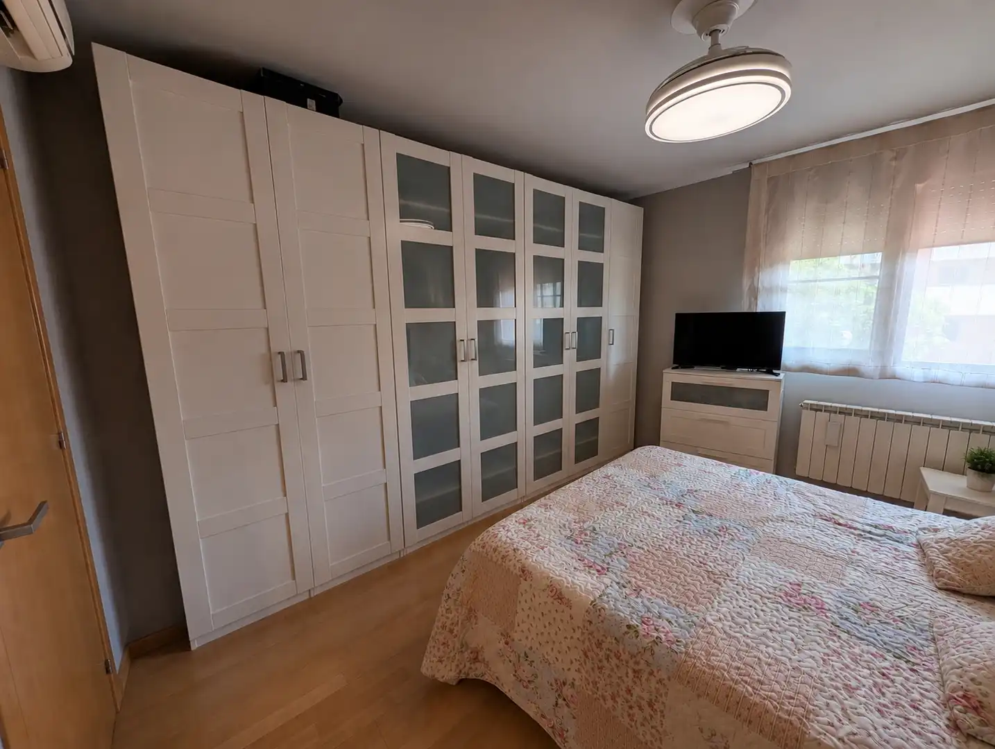 Bedroom of Duplexes for sale in Manresa  with Air Conditioner, Heating and Parquet flooring