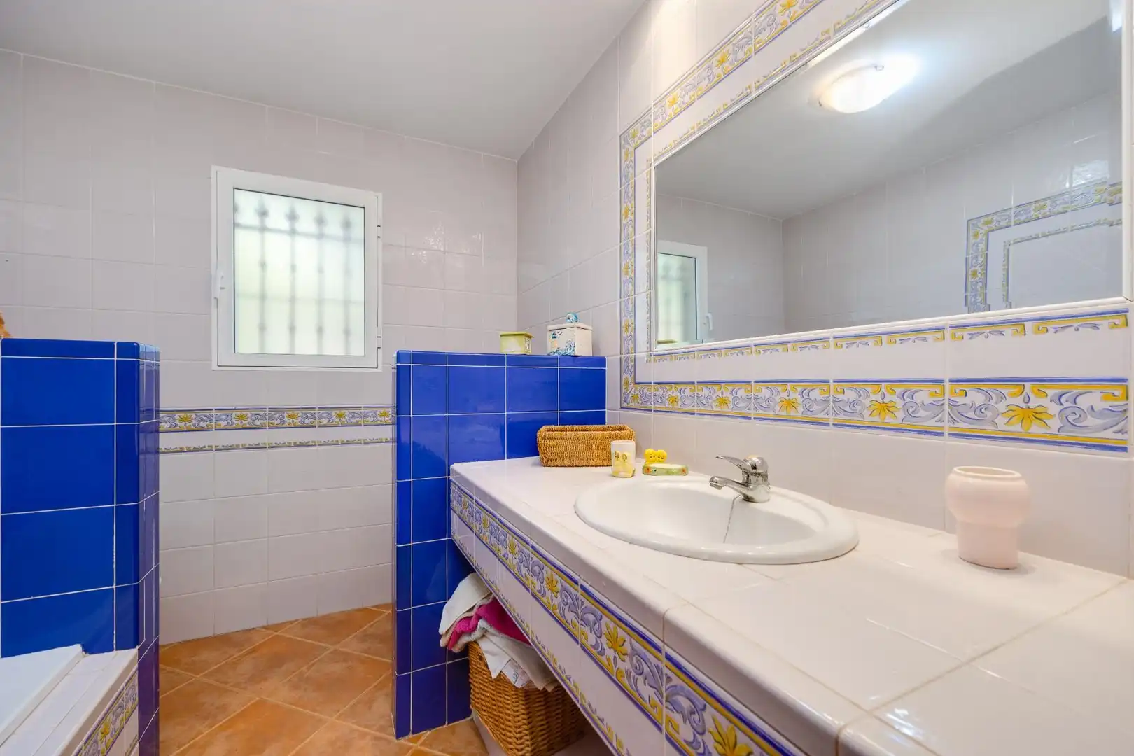 Villa mit Pool zum Verkauf in Calle ESTOCOLMO-CIUDAD COMUNICA, imagen 11