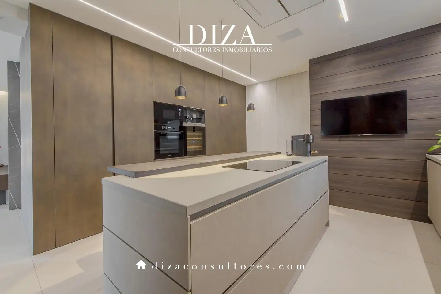 Kitchen of Attic for sale in Madrid  with Air Conditioner, Heating and Terrace