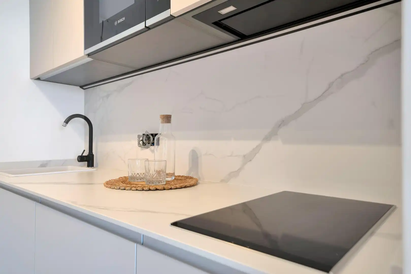 Cocina de Estudio en venta en Marbella con Aire acondicionado, Calefacción y Jardín privado