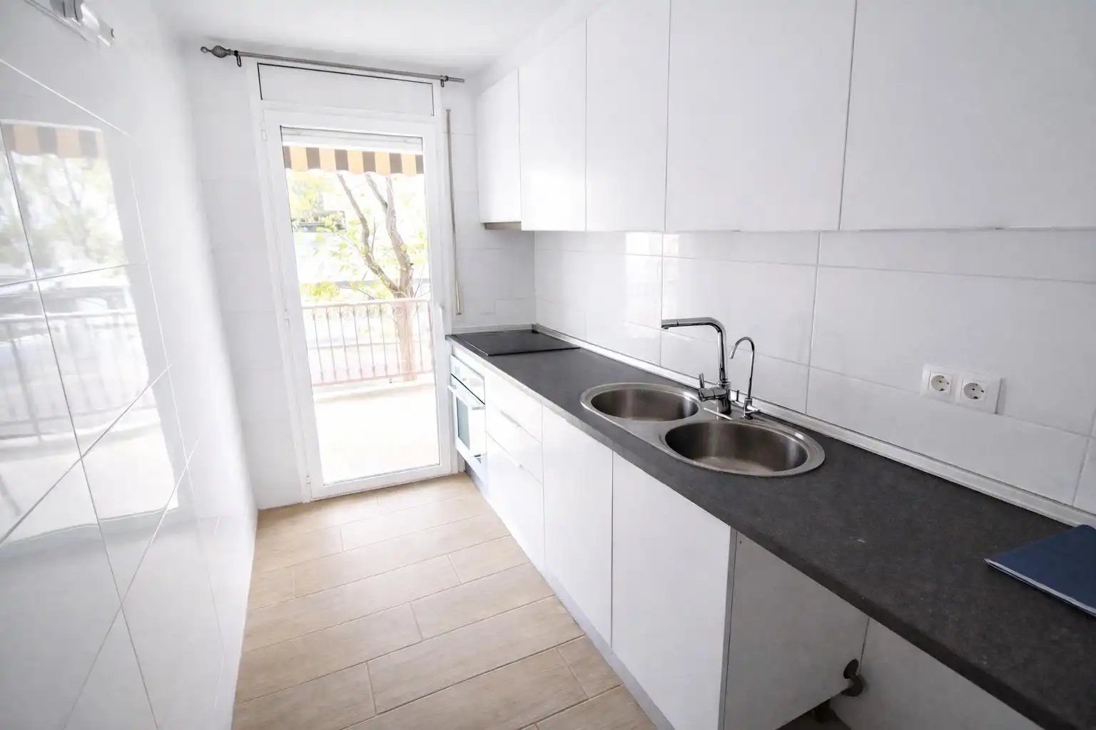 Cocina de Piso en venta en Salou con Terraza y Amueblado
