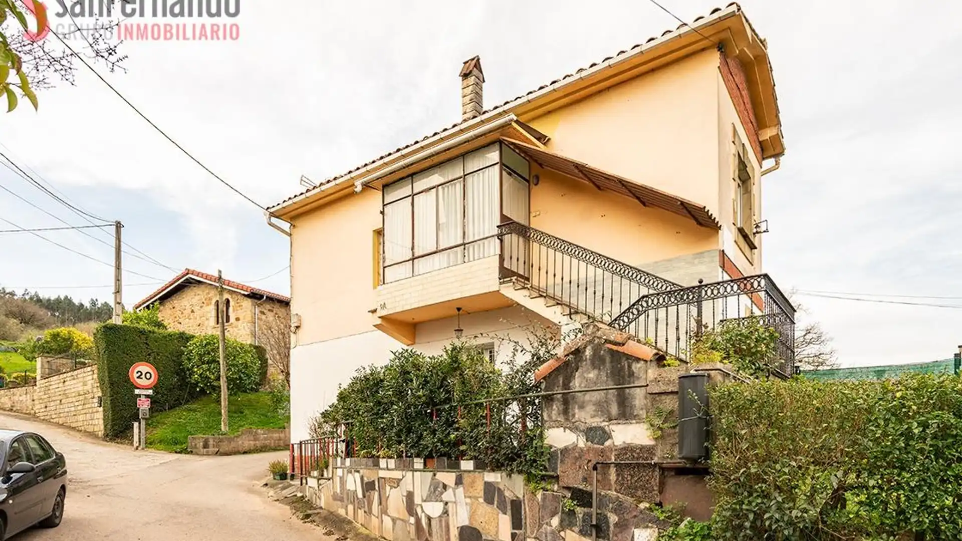 Vista exterior de Piso en venta en Piélagos con Terraza, Trastero y Balcón