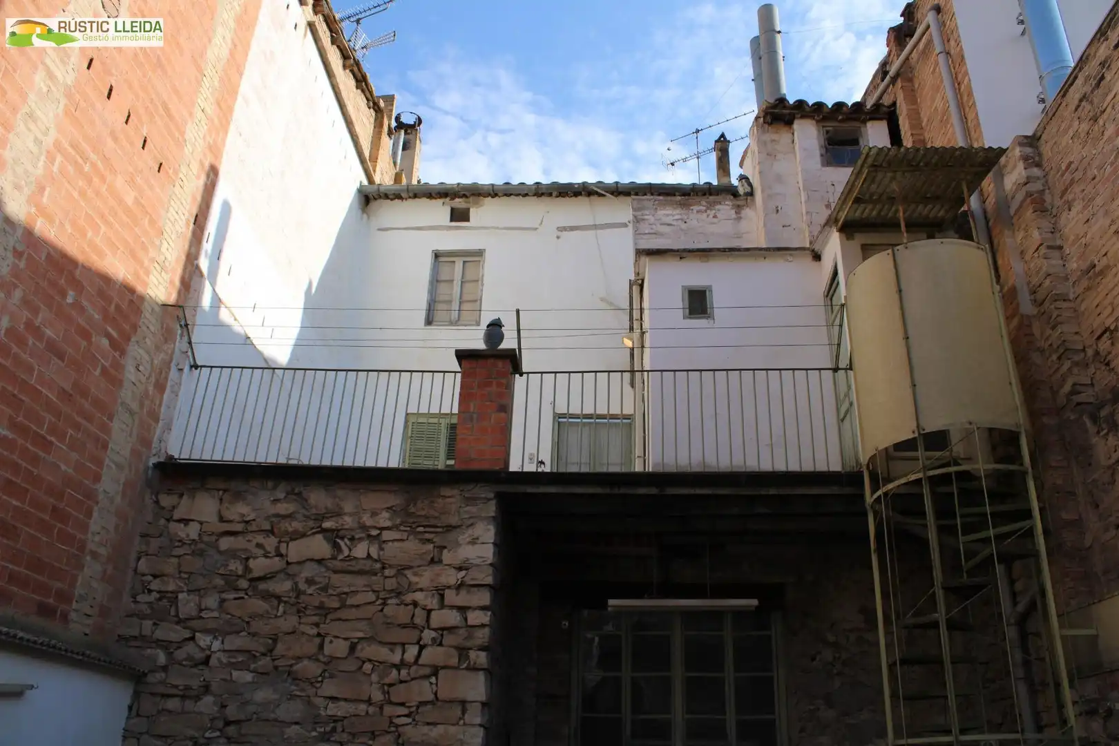 Detached homes for sale in Tàrrega