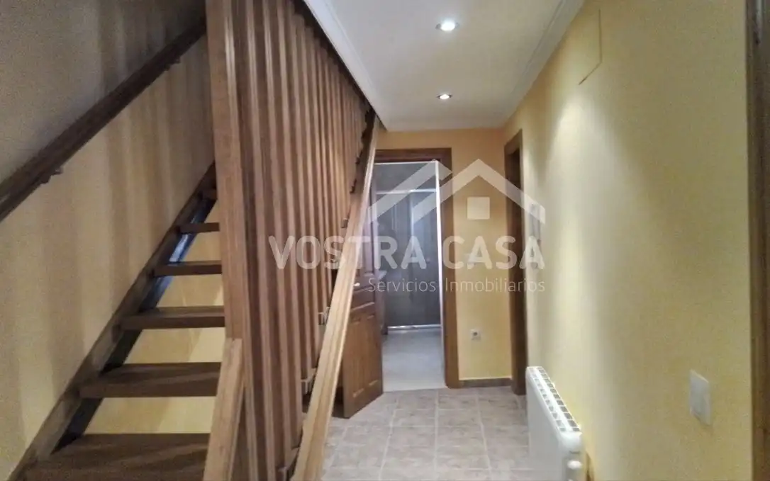 Detached homes for sale in Requena  with Air Conditioner, Heating and Alarm