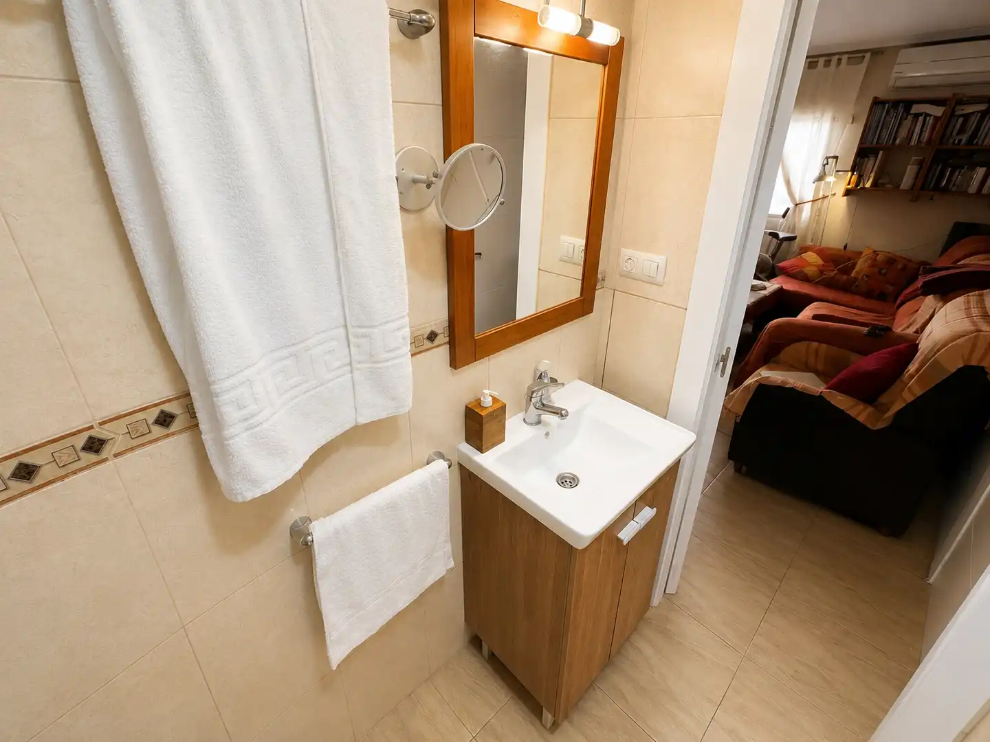 Baño de Planta baja en venta en Alicante / Alacant con Aire acondicionado, Amueblado y Horno
